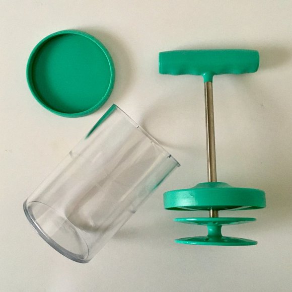 Pampered Chef Whipped Cream Maker and Milk Frother - Picture 6 of 6